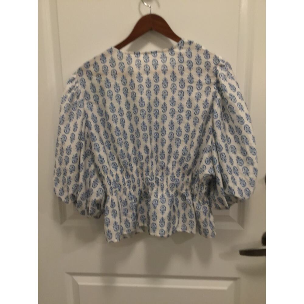 H & M white and floral pattern - Picture 3 of 13
